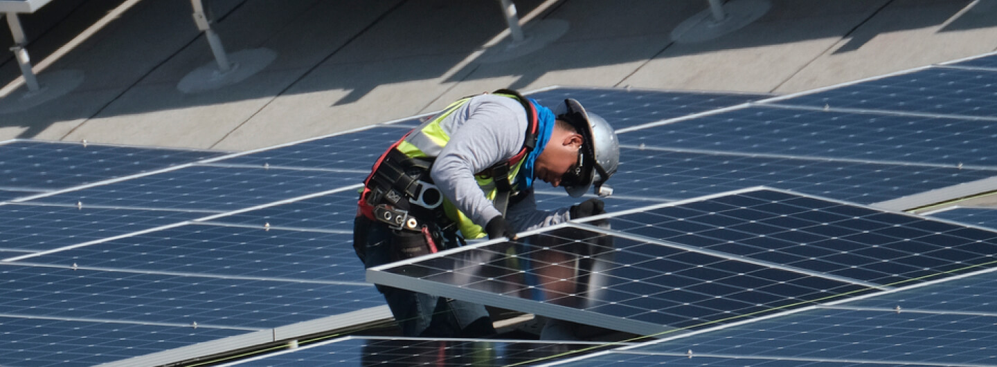 Уже не только в Европе: ветрогенераторы и солнечные панели обеспечили 25% потребляемой энергии в Оренбуржье